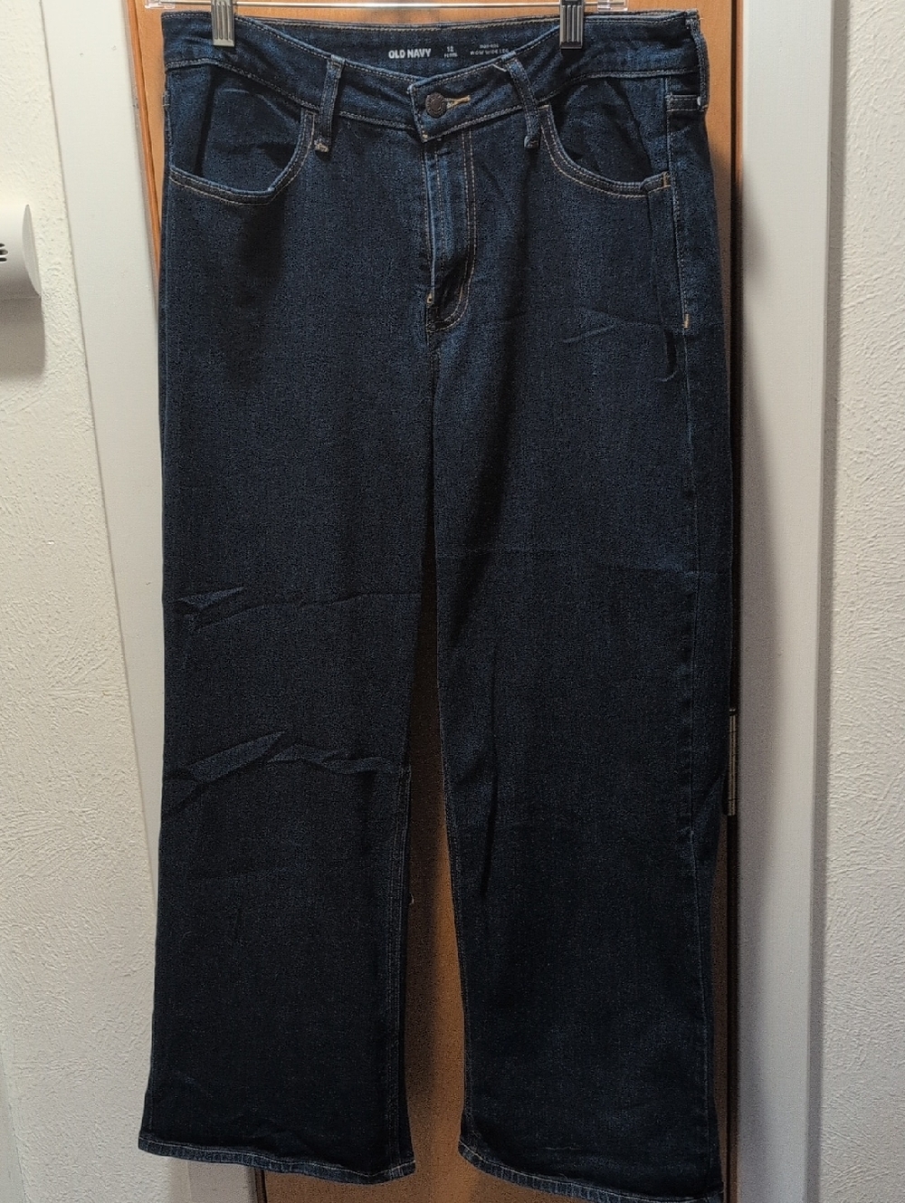Old Navy Women's Wow Wide-Leg Jeans Petite 12